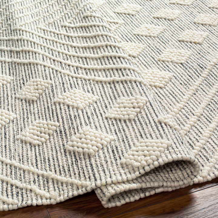 Hemingway Diamond Rug l